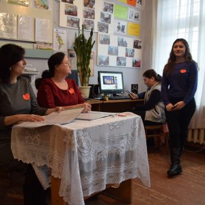 (ФОТО) В библиотеке ко Дню влюблённых провели литературно-музыкальную композицию «Поговорим о любви» с учащимися 10 класса