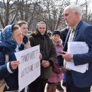 Депутат Манастырлы выступил против исключения детского сада №3 из объектов капвложений