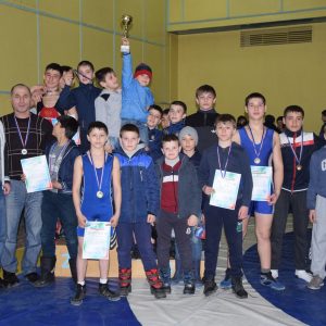 (Фото/Видео) В Копчаке состоялся чемпионат по вольной борьбе