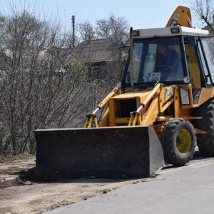 (ФОТО) Благоустроен мост по улице Родака и прилегающей территории