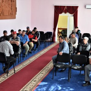 По инициативе примэрии прошло рабочее совещание с участием чабанов и хозяев поголовья частного сектора