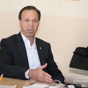 Депутат Парламента Молдовы Фёдор Гагауз оказал финансовую помощь семье девочки погибшей от удара молнии