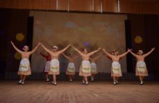7 марта, накануне международного женского дня, в селе Копчак был проведён праздничный концерт.