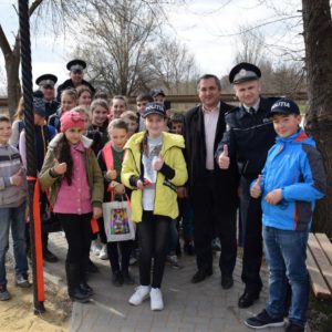 В с.Копчак прошло торжественное открытие информационного панно «Аллея безопасности»