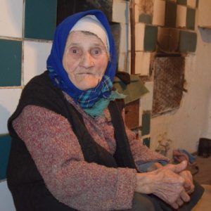 Центр социальной поддержки населения с. Копчак разносит горячее питание одиноким пенсионерам села