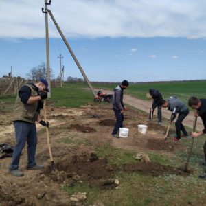 23 апреля жители улицы Ореховая благоустроили близлежащую территорию