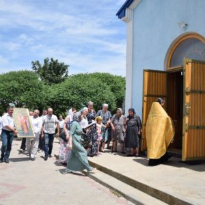 12 июня в село Гайдар была доставлена икона Святого Феофила Мироточивого, который является гагаузом по происхождению и причислен к лику святых