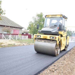Примэрия приступила к строительству новой дороги в асфальте по улице Советская в рамках республиканской программы «Хорошие дороги для Молдовы»