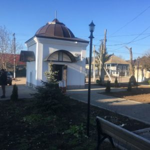 Проводятся финальные работы перед запуском бювета питьевой воды в Копчаке