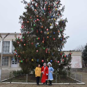 В канун Нового года и рождественских праздников в Копчаке подарки получили более 130 детей