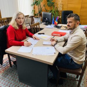 В рамках программы “Mă implic” прошли консультации по формированию плана действий и ключевых мероприятий