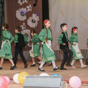 (foto)Танцы, песни , детский смех и мороженное. Как прошел День защиты детей