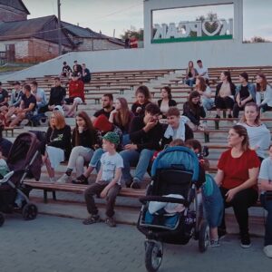 Просмотр фильма под открытым небом прошел в сквере с. Копчак