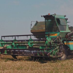 В кооперативе «колхоз Победа» полным ходом идёт уборка урожая