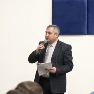 Председатель Союза Примаров Гагаузии, Примар Копчака — Олег Гаризан, в рамках публичных слушаний представил единогласную позицию Союза примаров Гагаузии по предлагаемому бюджету Гагаузии на 2022 год.