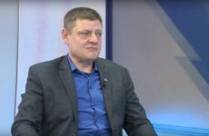Депутат НСГ Валерий Манастырлы на передаче ГРТ «Прямая линия»