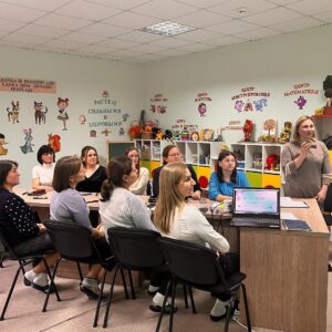 Узун Валентина Ивановна, в рамках присвоения менеджерской степени, провела семинар-практикум на тему: «Работа с детьми с ООП-как фактор повышения образования и воспитания».